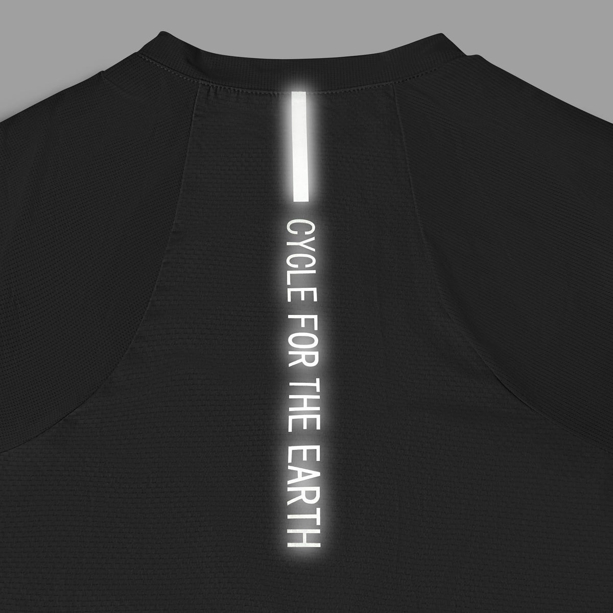 Women's Long-Sleeve Cycling Jersey with Four Rear Pockets