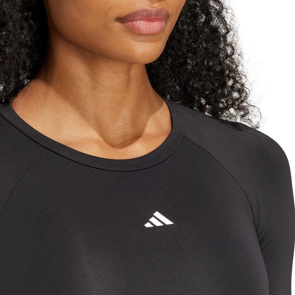Women's Close-Fit Crewneck Long-Sleeve Training Top